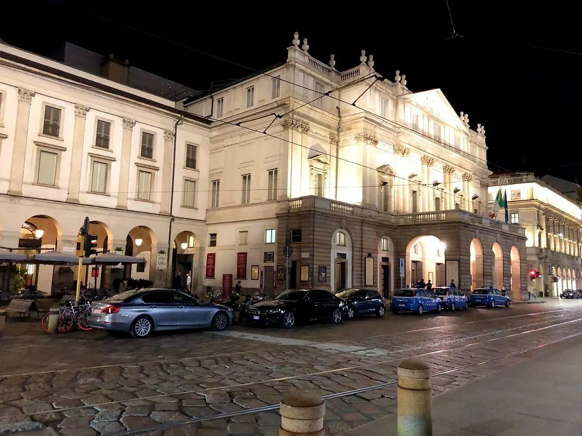 Daire Luxury Flat By Central Station / Unique View Milano